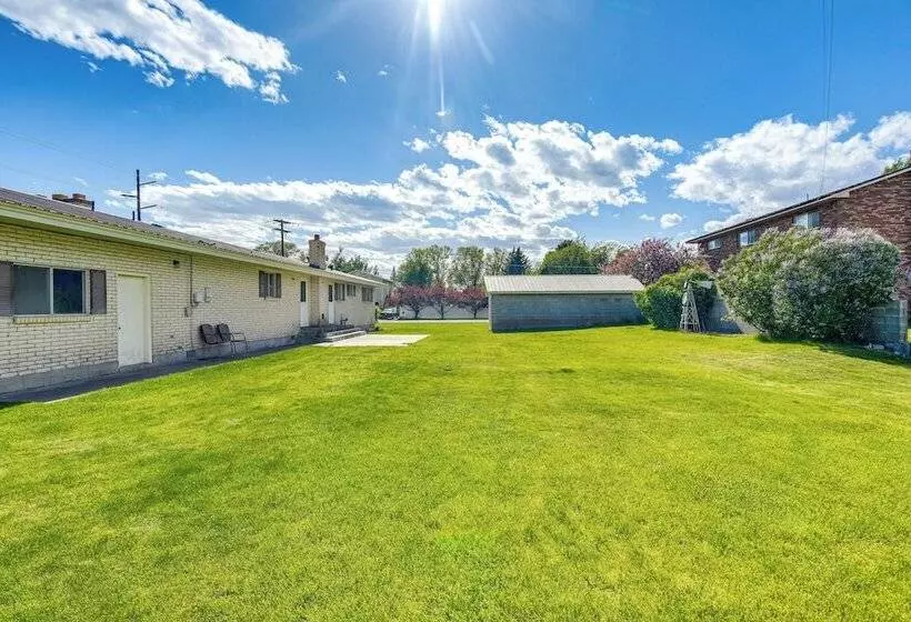 Idaho Vacation Rental: Day Trip To Yellowstone!