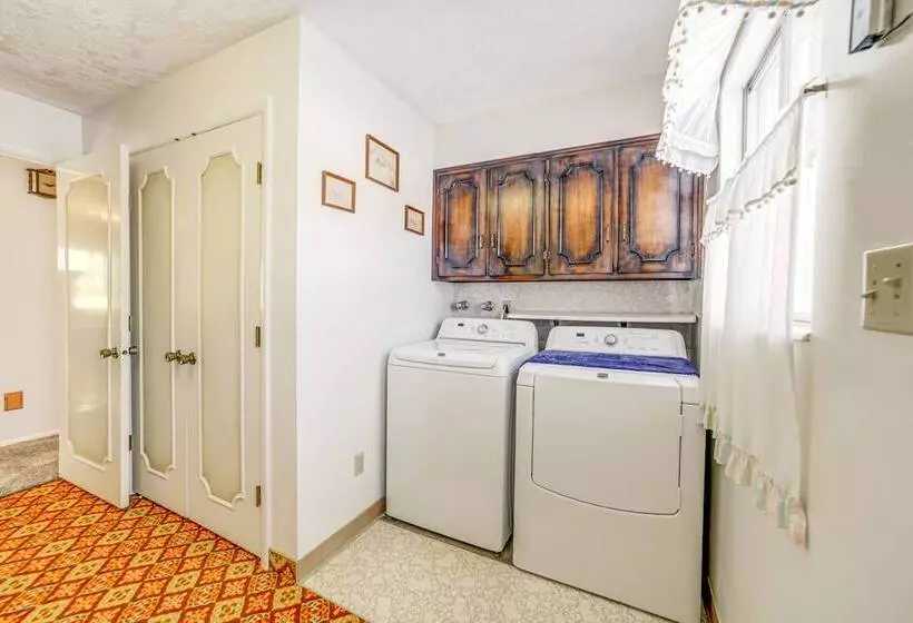 Idaho Vacation Rental: Day Trip To Yellowstone!