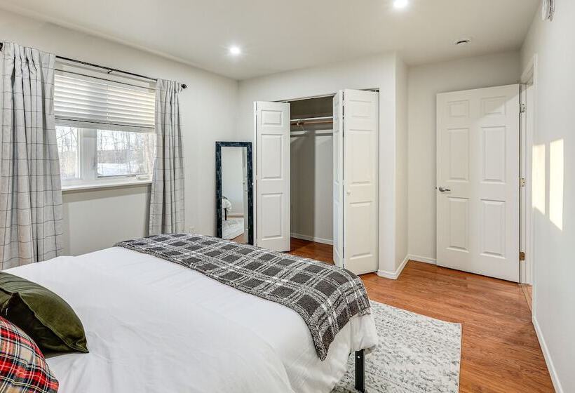 Modern Fairbanks Retreat: 11 Mi To Downtown!