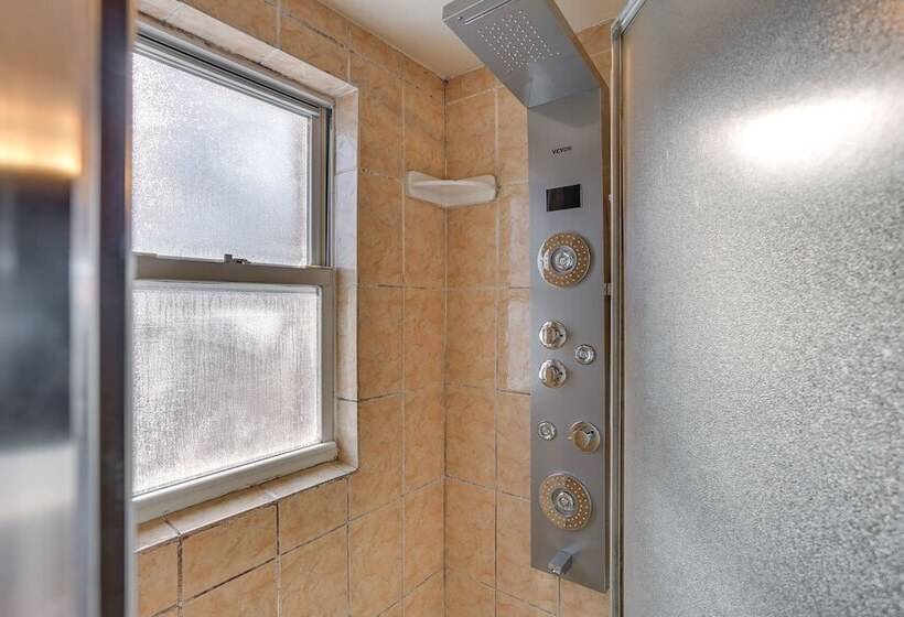 Monticello Vacation Home W/ Yard: 2 Mi To Downtown