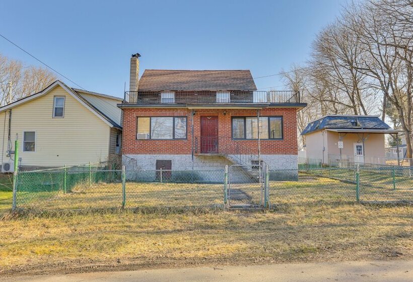 Monticello Vacation Home W/ Yard: 2 Mi To Downtown