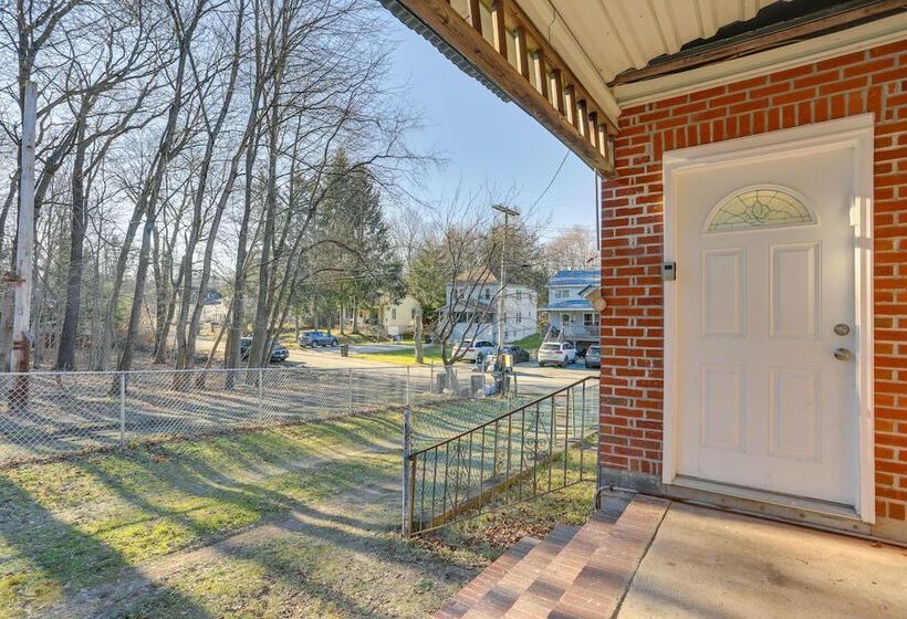 Monticello Vacation Home W/ Yard: 2 Mi To Downtown