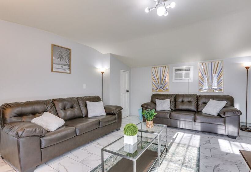 Monticello Vacation Home W/ Yard: 2 Mi To Downtown