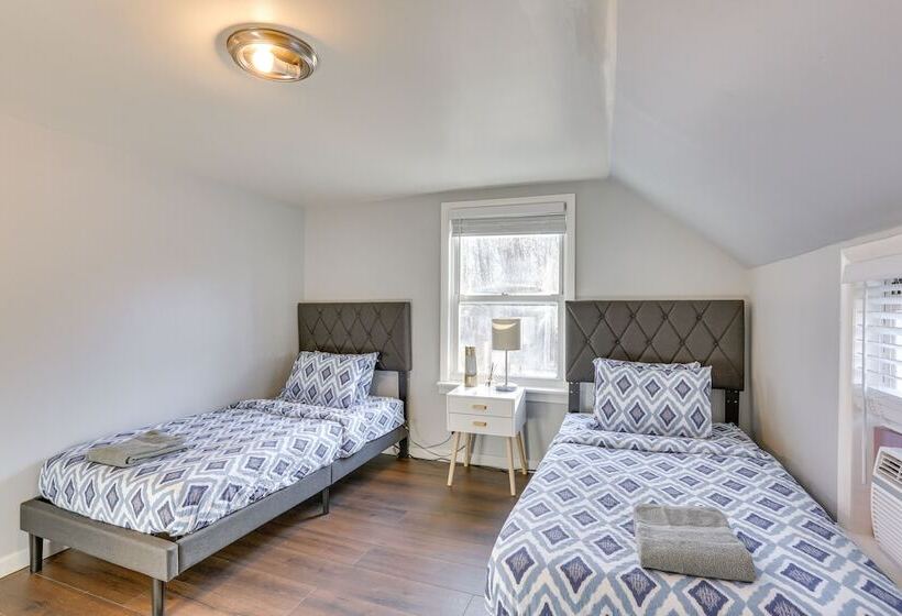 Monticello Vacation Home W/ Yard: 2 Mi To Downtown