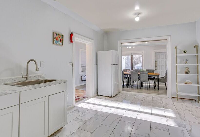 Monticello Vacation Home W/ Yard: 2 Mi To Downtown