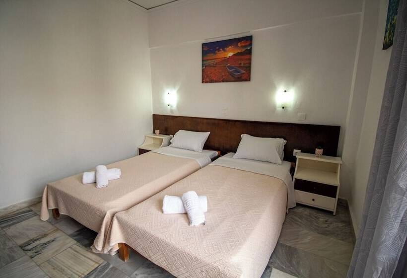 بنسيون Harry's Bar & Apartments