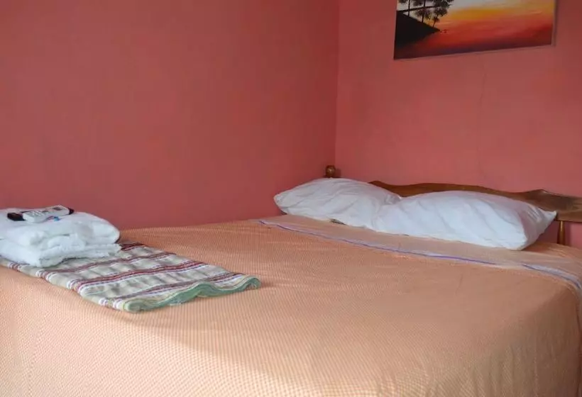 Majatalo La S Guest House