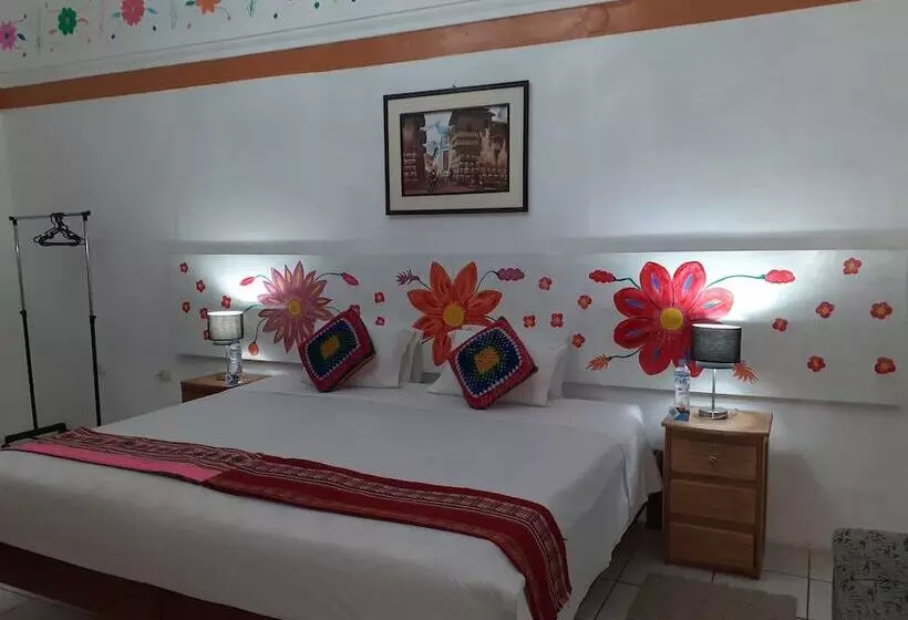 Majatalo Reinbo Garden