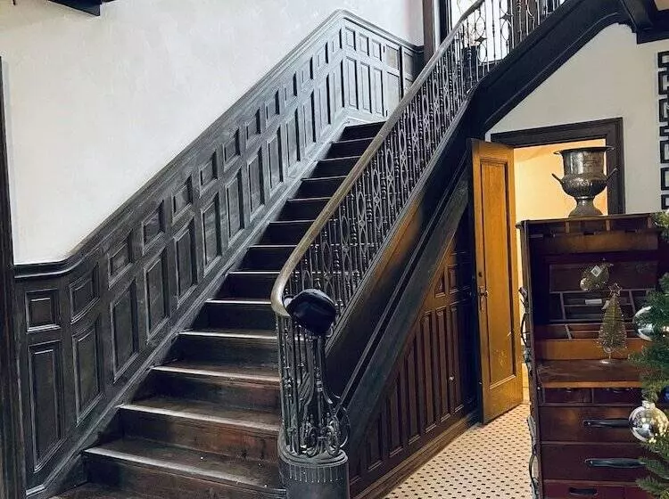 Majatalo The Dery House