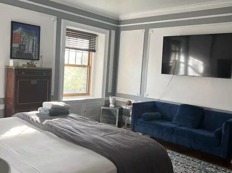 Majatalo The Dery House