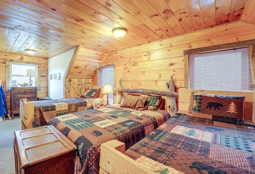 Pet Friendly Butler Cabin W/ Hot Tub, Walk To Lake