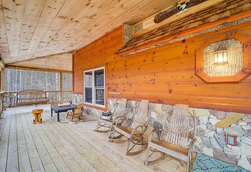 Pet Friendly Butler Cabin W/ Hot Tub, Walk To Lake
