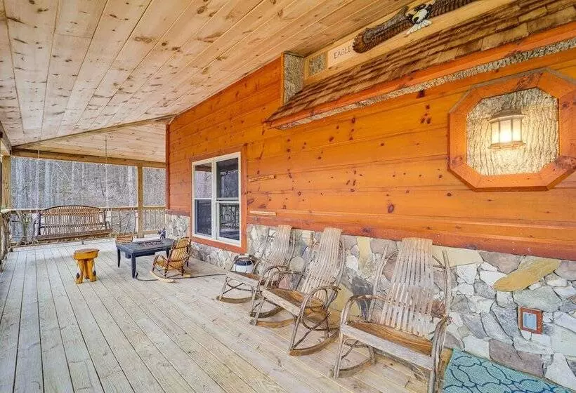 Pet Friendly Butler Cabin W/ Hot Tub, Walk To Lake