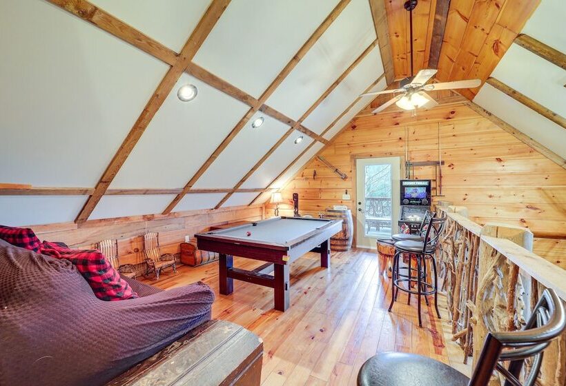 Pet Friendly Butler Cabin W/ Hot Tub, Walk To Lake