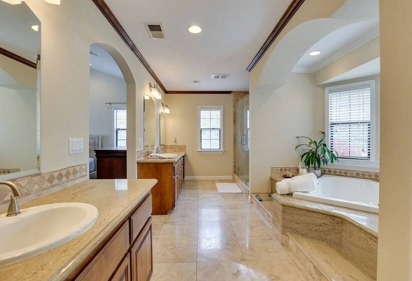 Pet Friendly Temecula Home In Wine Country!