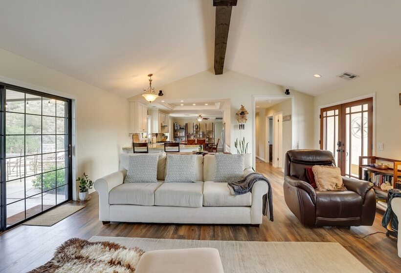 Pet Friendly Temecula Home In Wine Country!