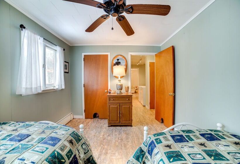 Rector Home W/ Hot Tub ~ 6 Mi To Ligonier!