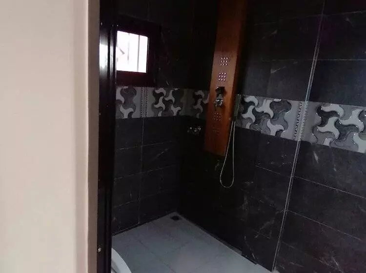 هتل Résidence hôtelière Kawerou