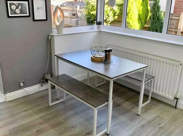 Residenssi Immaculate 3 Bed Travel Nest Unavailable