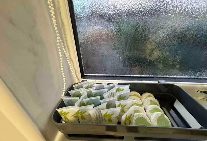 Residenssi Ldeal Home For Large Groups,families & Contractors