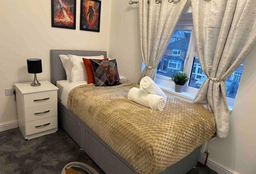 레지던스 Ldeal Home For Large Groups,families & Contractors