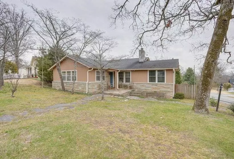 Rossville Home Near Downtown & Lookout Mountain!