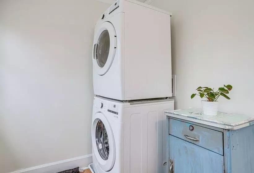 Rossville Home Near Downtown & Lookout Mountain!