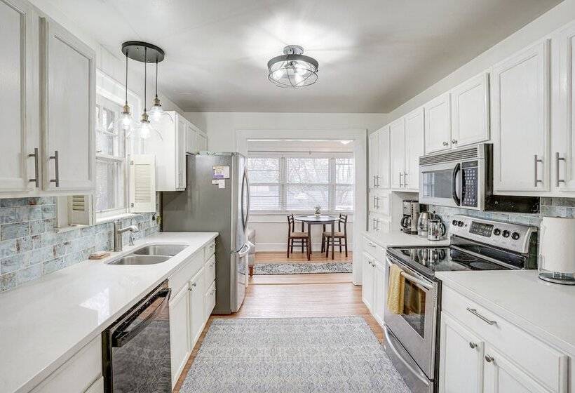 Rossville Home Near Downtown & Lookout Mountain!