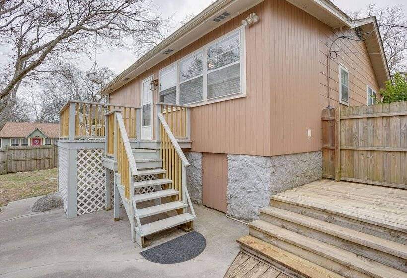 Rossville Home Near Downtown & Lookout Mountain!