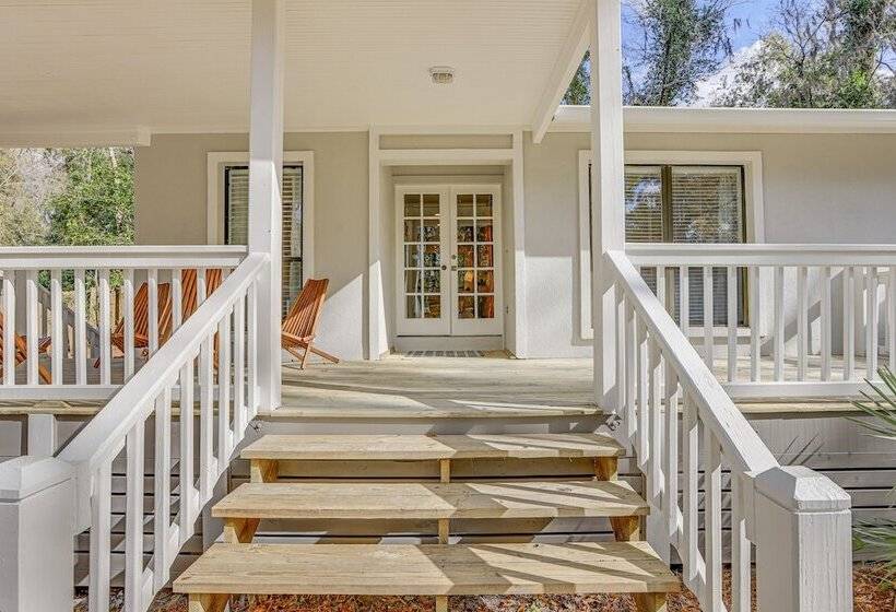 Sunny Gainesville Home ~ Half Mi To Uf Campus!