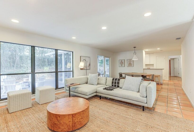 Sunny Gainesville Home ~ Half Mi To Uf Campus!