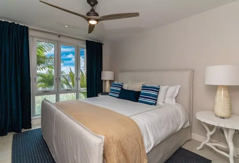 The Point At Petite Calivigny