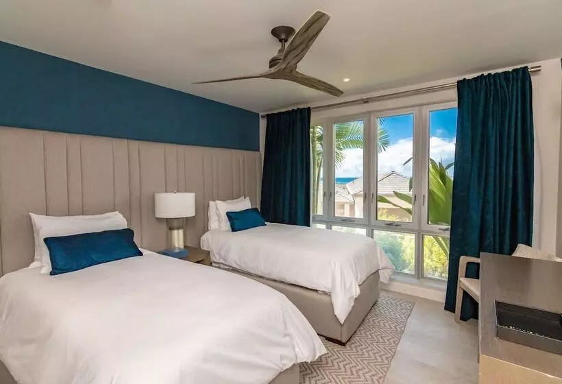 The Point At Petite Calivigny