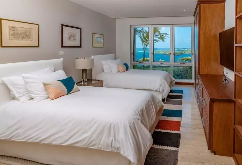 The Point At Petite Calivigny