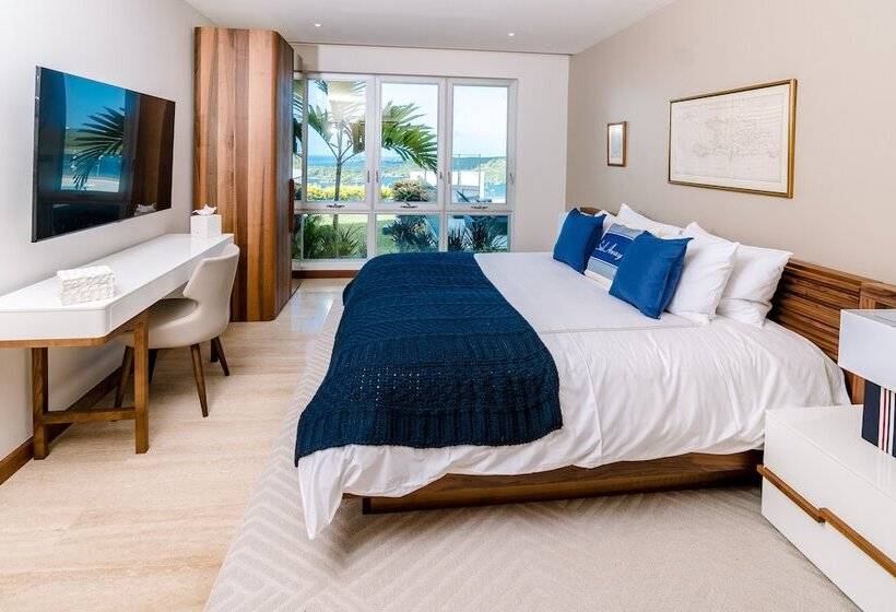 The Point At Petite Calivigny