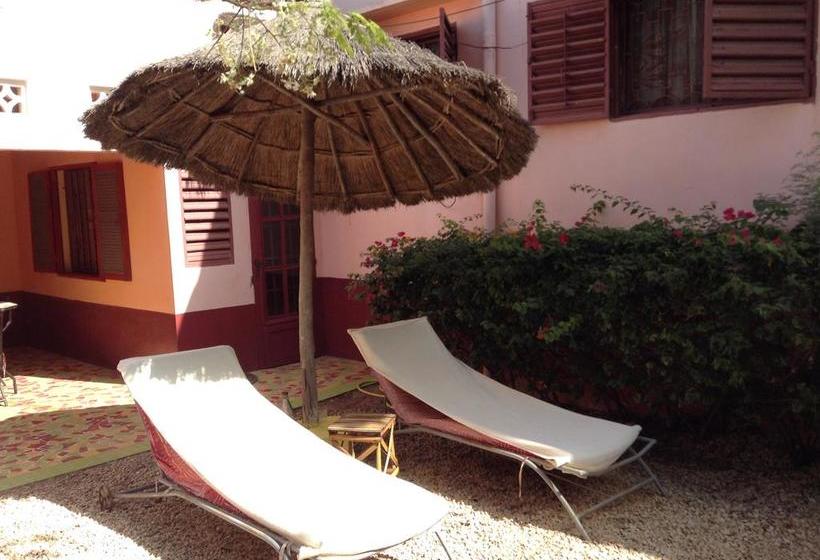 تختخواب و صبحانه Baobab Belge