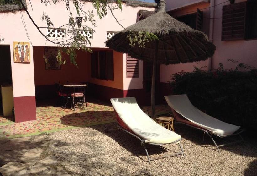 تختخواب و صبحانه Baobab Belge