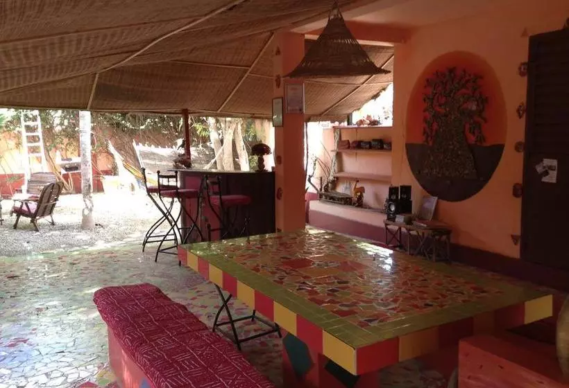 تختخواب و صبحانه Baobab Belge