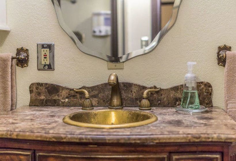 Highland Glen Lodge B&b