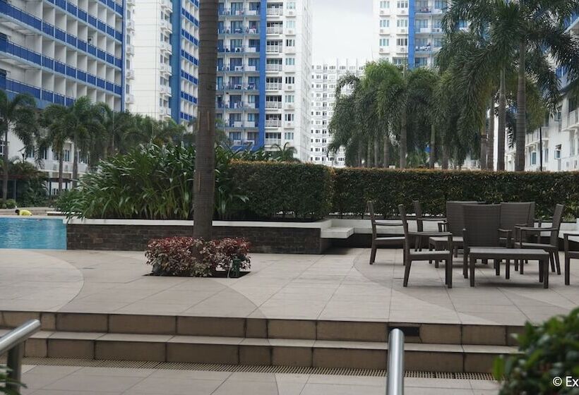 Homebound At Sea Residences Serviced Apartments