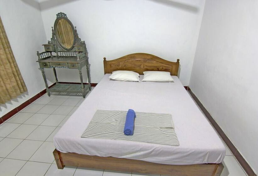 هتل Donna Homestay