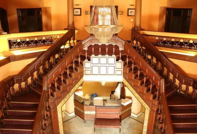 هتل Garvaish Luxury