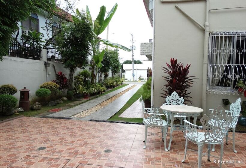 هتل Harbour Gardens Tourist Inn