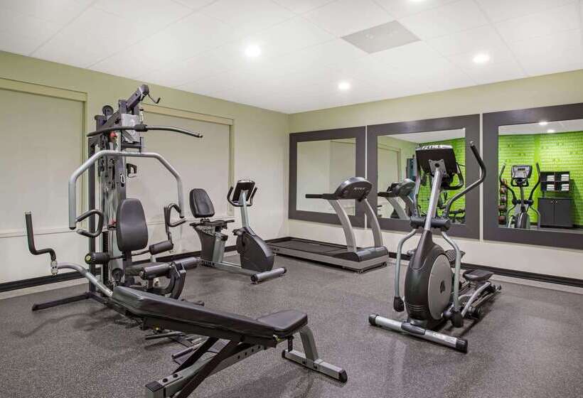 酒店 La Quinta By Wyndham Lake Charles Westlake