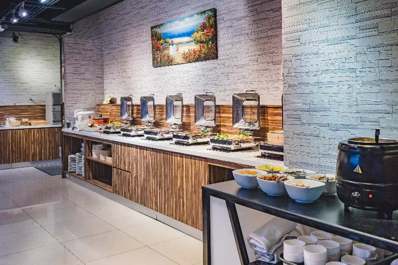 Joy Hotel Sanchung