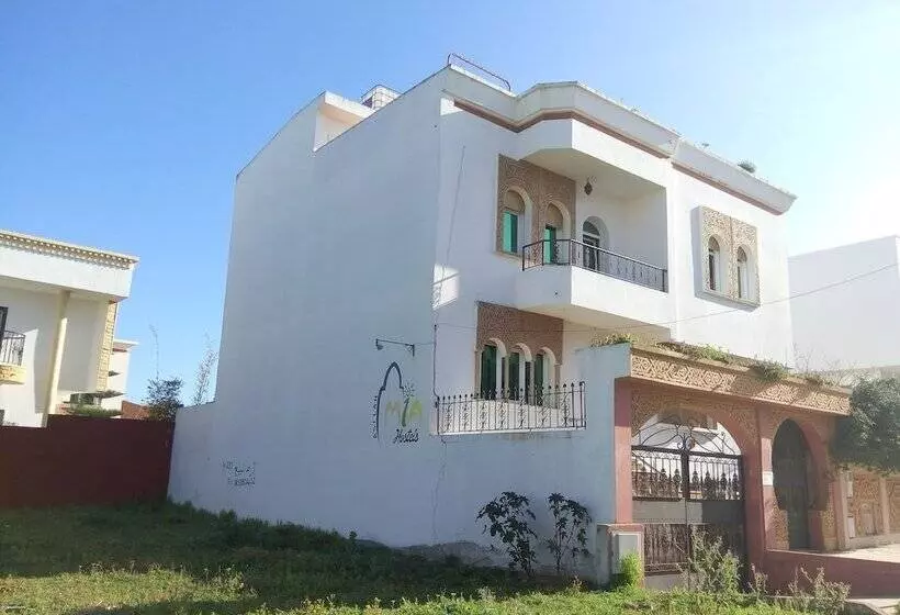 Mia Hostels