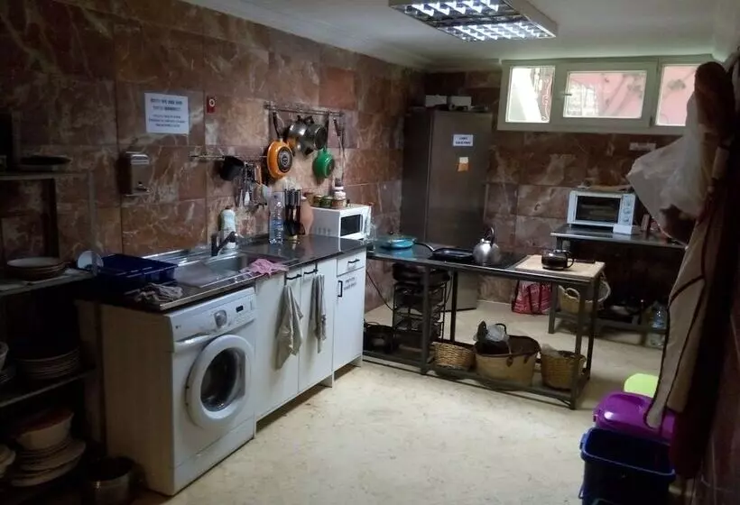 Mia Hostels