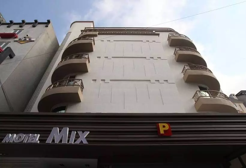 Mix Motel Jeonju