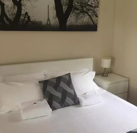 Narimba Motel