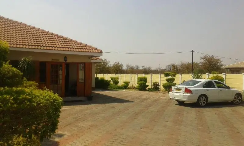 پانسیون Comfort Palace Guest House Francistown